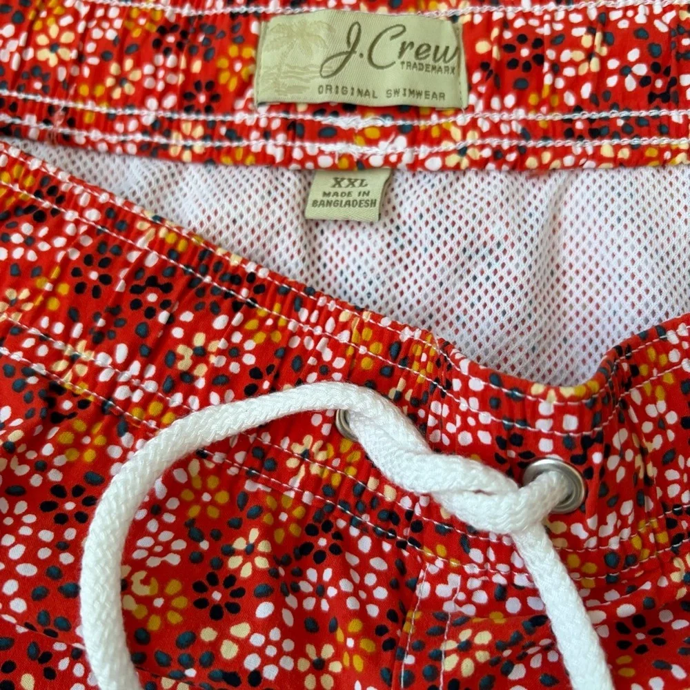 J. Crew Sz XXL Vibrant Red and White Swim Trunks Elastic/Draw String, Lining